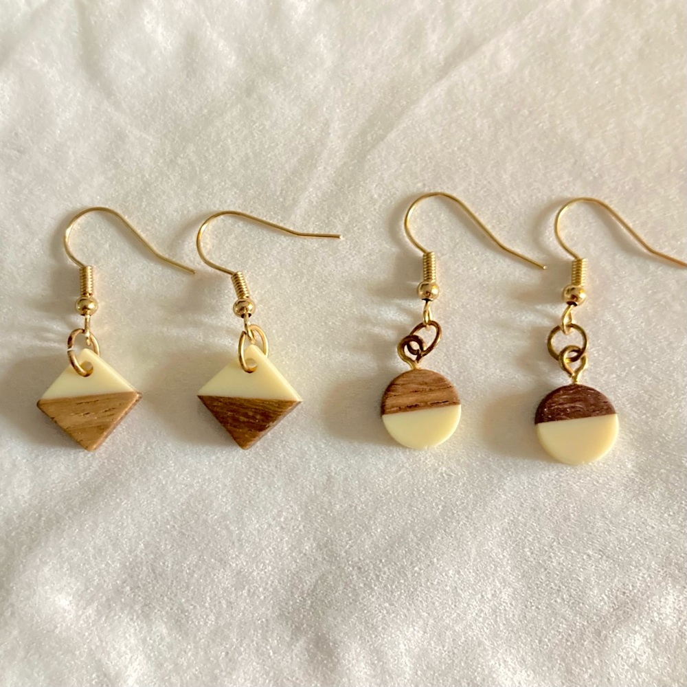 Boho White Resin & Wood Square And Circle Gold Hook Dangle Earrings
